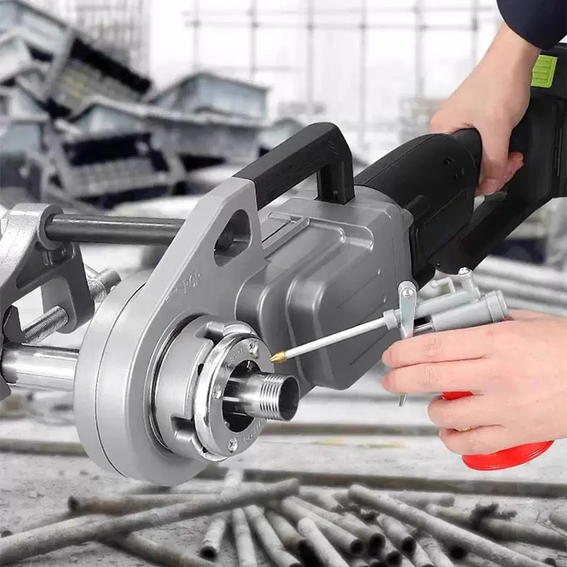 ماكينة تسنين الأنابيب بالبطاري - مراجعة Pipe Threading Machine وسعره
